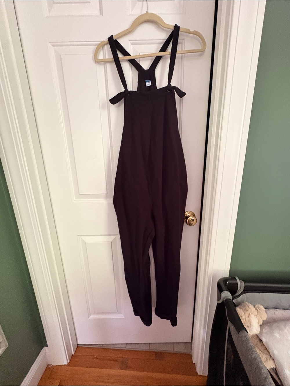 Maternity jumpsuit. Women’s Black Strap Overalls Jumpsuit